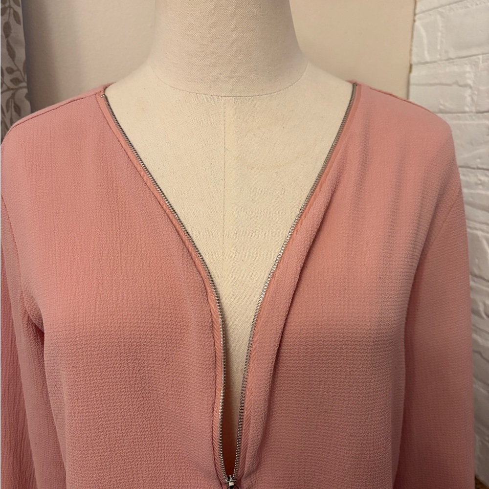 Elegant Pink Women's Top women’s small - Picture 4 of 6